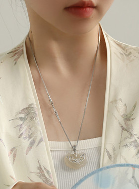 925银长命锁玉髓吊坠项链锁骨链子女轻奢高级感复古时尚百搭饰品