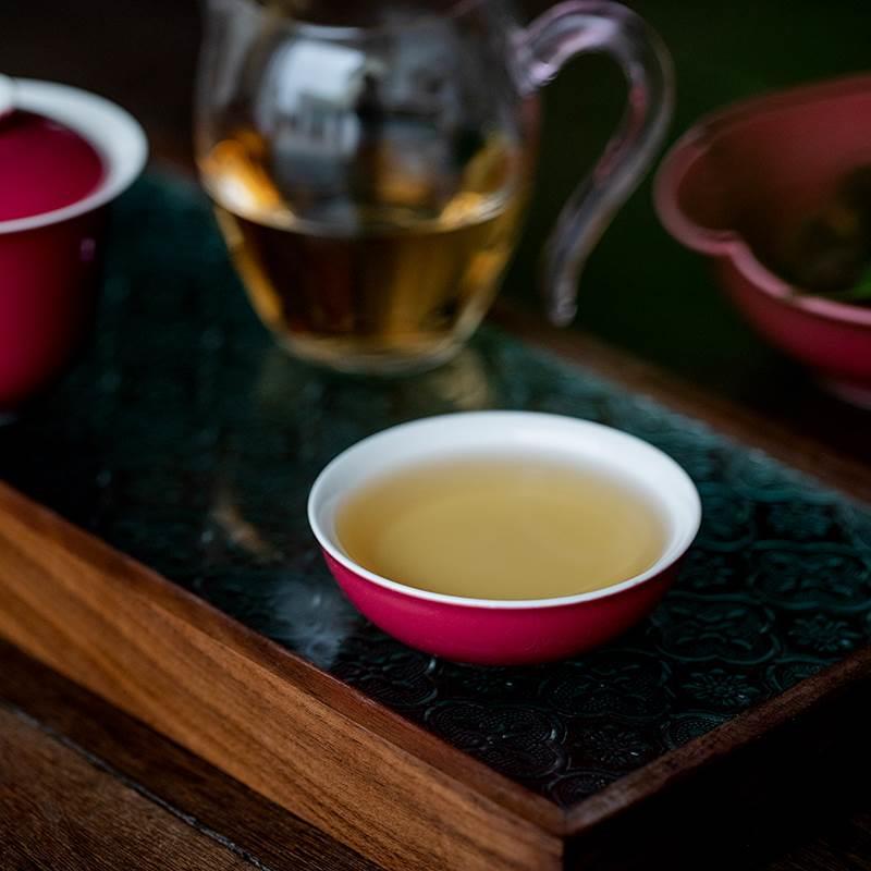 胭脂红家用陶瓷茶杯简约中式普洱杯待客功夫茶具主人杯单杯小茶盏 - 图1