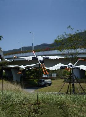 户外飞仙鹤摆件玻璃钢仿真动物雕塑模型园林庭院水池鸟类草坪装饰