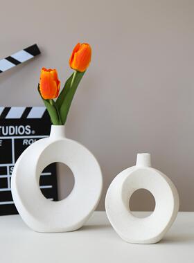 新型甜甜圈花瓶摆件家居设计装饰品庭院创意礼品摆件装饰花瓶