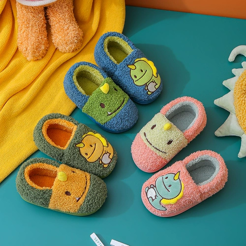 Детские утепленные туфли подходит для мужчин и женщин, нескользящий мультяшный милый динозавр, тапочки, мягкая подошва