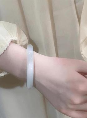 工厂店猫眼石手镯白月光冰冰蓝抖快爆款白色灰色旅游纪念玻璃手镯