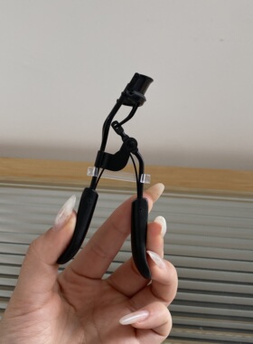 专柜同款睫毛神器便携睫毛夹 不伤睫毛一夹即翘