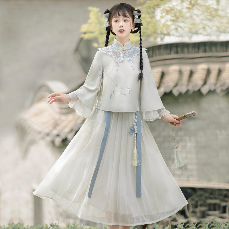 清仓特价白菜价设计师的礼物原创正版汉服汉元素新中式套装女秋冬 - 图1