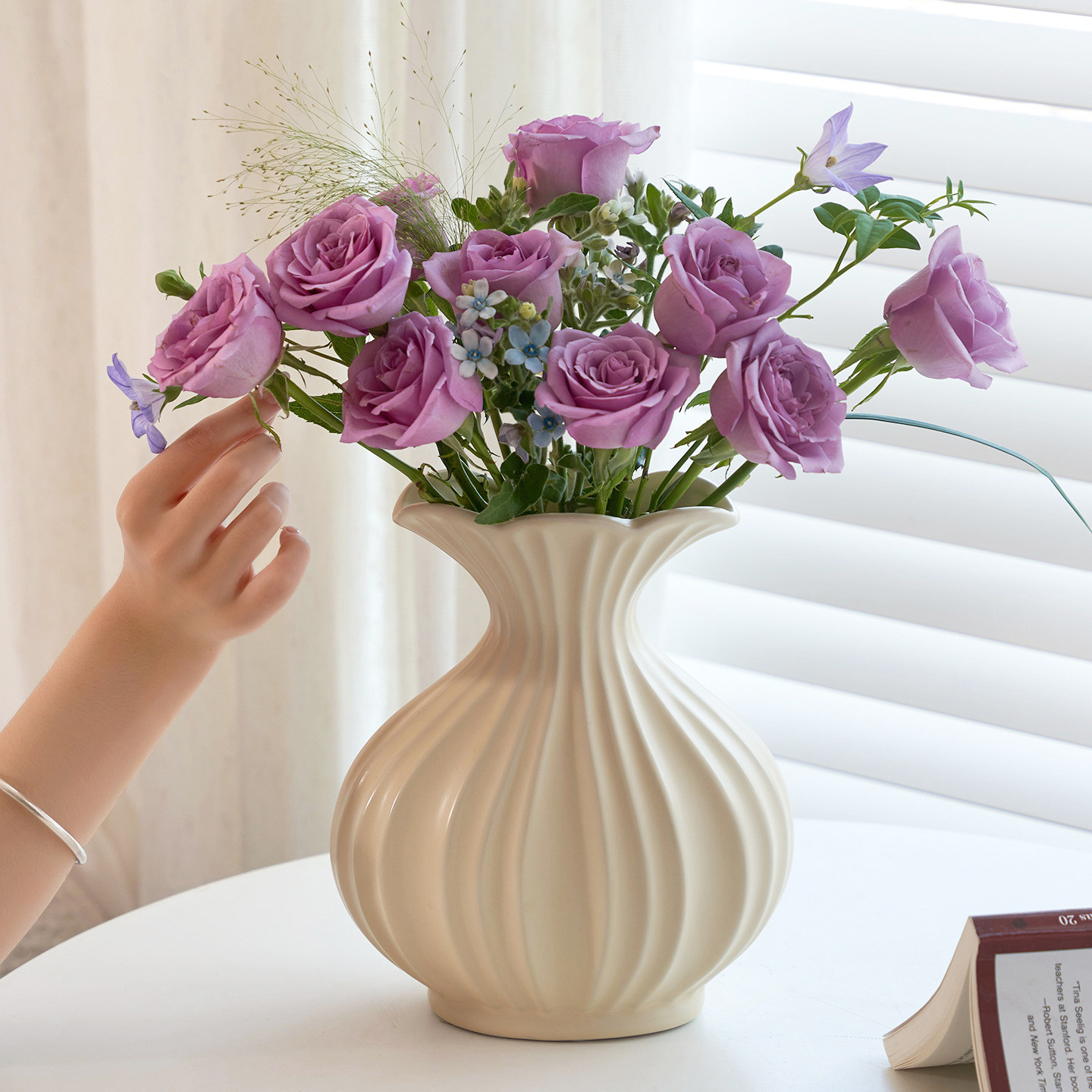 百搭简约小众复古陶瓷花瓶客厅水养鲜花插花餐桌装饰品摆件高级感,淘宝优惠券,粉丝福利购,淘宝优惠卷