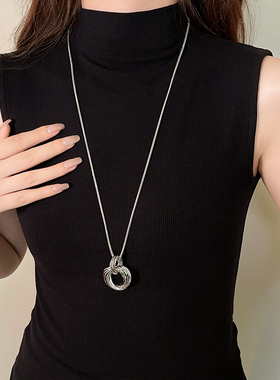 古里雅银色圆环项链高级感