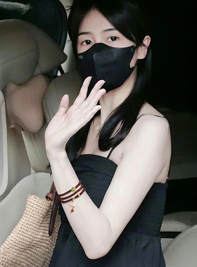 古里雅石榴石叠戴串珠手链高级感