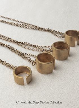 奇虚乐Chicxūlab 黄铜四指机械手镯