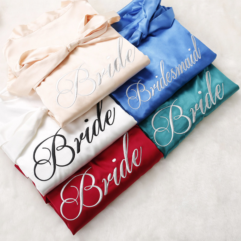 新娘女刺绣钻定制伴手礼结婚晨袍 凤鸣泰和睡袍/浴袍