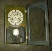 (yao Lankaku) belongs to the copper core cargo track 5 days hang five signs of hanging bell 3 upper chord 1 clock old bell gold furniture furnishing