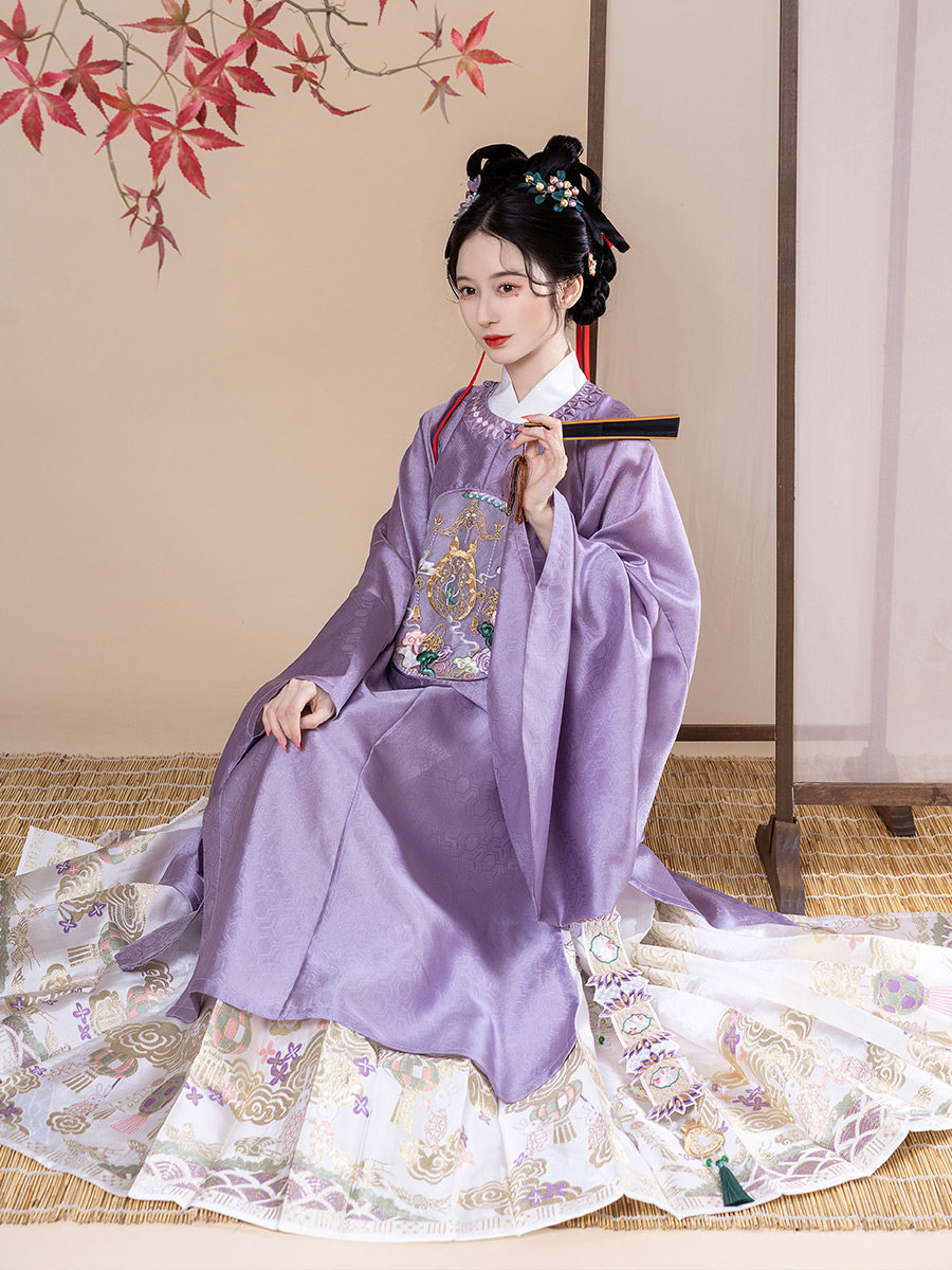 钟灵记灯影婵娟圆领补服长款马面裙 钟灵记汉服