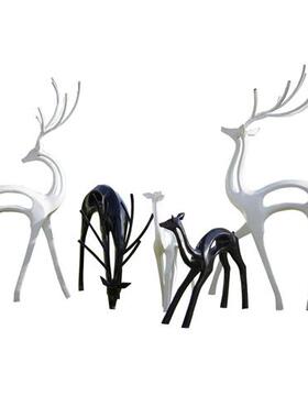 镂空黑白麋鹿雕塑玻璃钢抽象园林景观装饰小品动物大型梅花鹿摆件