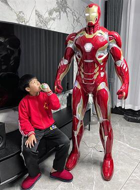 漫威钢铁侠比全身大型玻璃钢雕塑客厅装饰豪华版落地大摆件