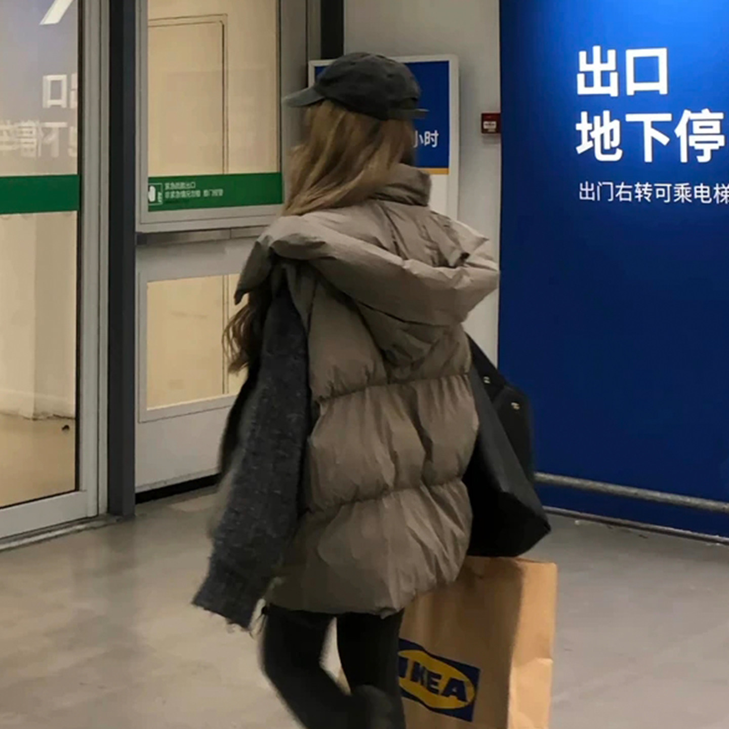 连帽羽绒马甲女外穿2025秋冬新款韩系复古宽松保暖坎肩棉服外套,淘宝优惠券,粉丝福利购,淘宝优惠卷