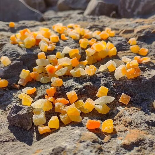 Hami melon diced dried fruit diced preserved fruit baking ingredients filling ready-to-eat assorted fruit crushed cake dessert ingredients