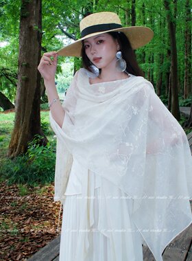 白色包头巾披肩外搭女青甘大环线