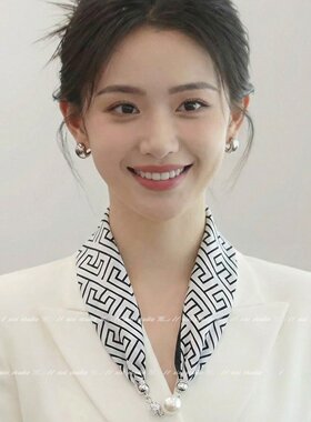 黑白色斑马纹磁吸扣丝巾项链女款