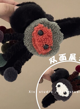 黑色双面毛绒抓夹搞怪表情包鲨鱼