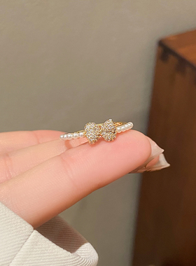新款气质小巧蝴蝶结珍珠戒指