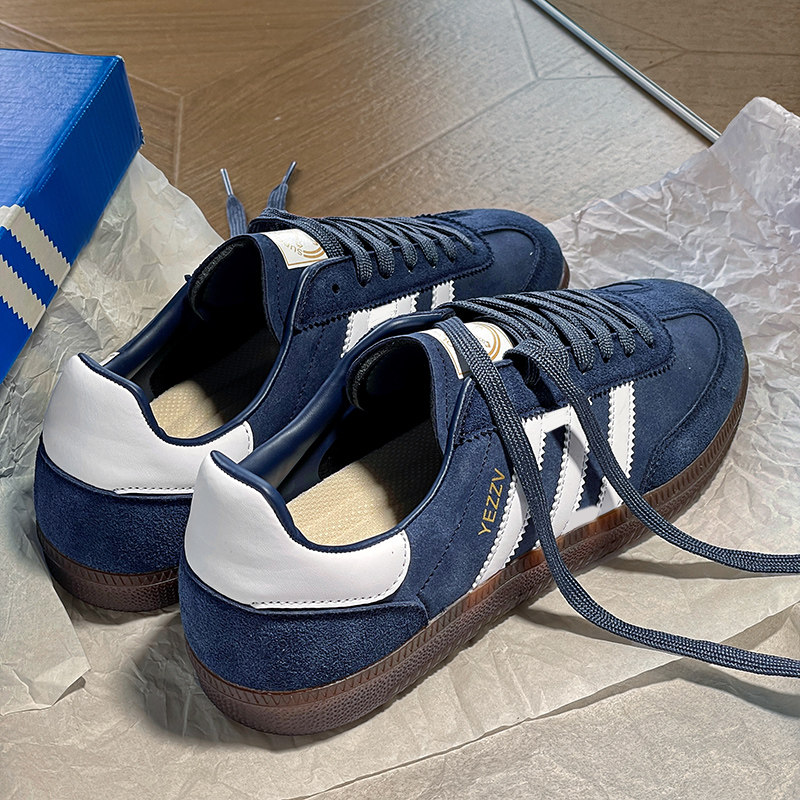 高端正品红色德训鞋复古阿甘鞋男女款2025冬季新款休闲运动板鞋潮,淘宝优惠券,粉丝福利购,淘宝优惠卷