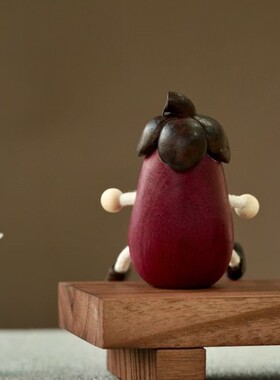 爱生气的小茄宝/可爱治愈实木桌面摆件紫气东来小鸭泳圈创意礼物