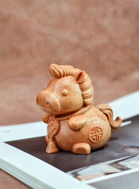 唐马马上有钱福马 陈化崖柏木雕摆件手把件创意木雕小马摆件