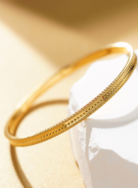 足金自由铆钉手镯海派摩登灵动