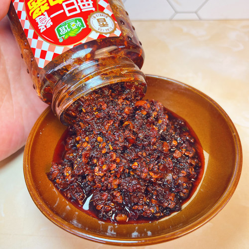 恒谊香辣牛肉酱拌饭酱四川特产香辣酱拌面酱料下饭酱辣椒酱210g瓶 - 图1