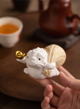 白瓷小金蟾摆件创意家居玄关酒柜办公桌面招财装饰品陶瓷蟾蜍摆设