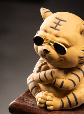 老虎摆件卡通陶瓷家居客厅酒柜装饰品茶桌桌面创意招财生肖虎摆设