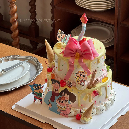 蜡笔小新一家人蛋糕装饰摆件卡通动漫爸爸妈妈生日甜品烘焙插件 - 图0