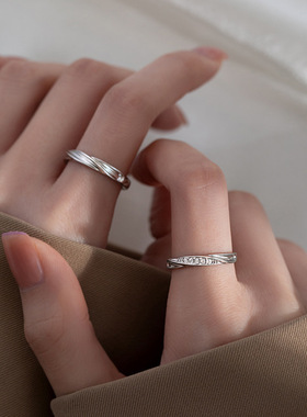 纯银莫比乌斯情侣对戒