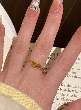 素金拉丝小灵蛇戒指女蛇年本命年