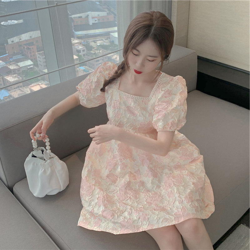 法式复古提花粉色花纹方领蓬蓬裙 芸蔓蝶连衣裙