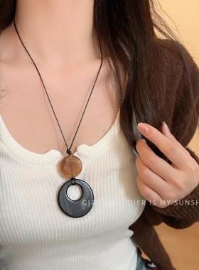 黑色琉璃皮质长款黑绳项链