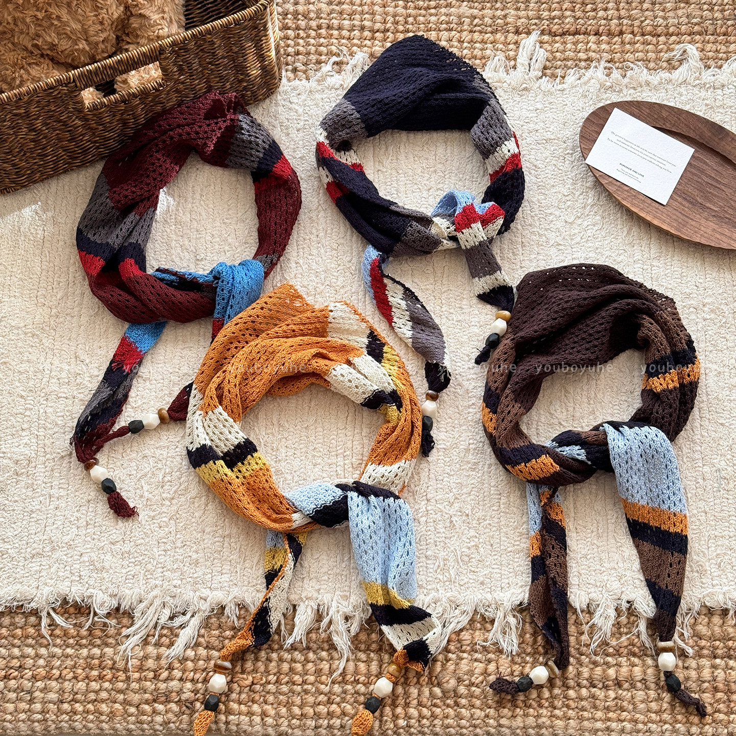 韩系撞色条纹镂空针织披肩外搭女2025新款三角小坎肩秋冬毛衣配饰,淘宝优惠券,粉丝福利购,淘宝优惠卷