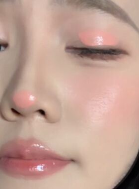 超嫩自然瓶装按压式液体腮红持妆