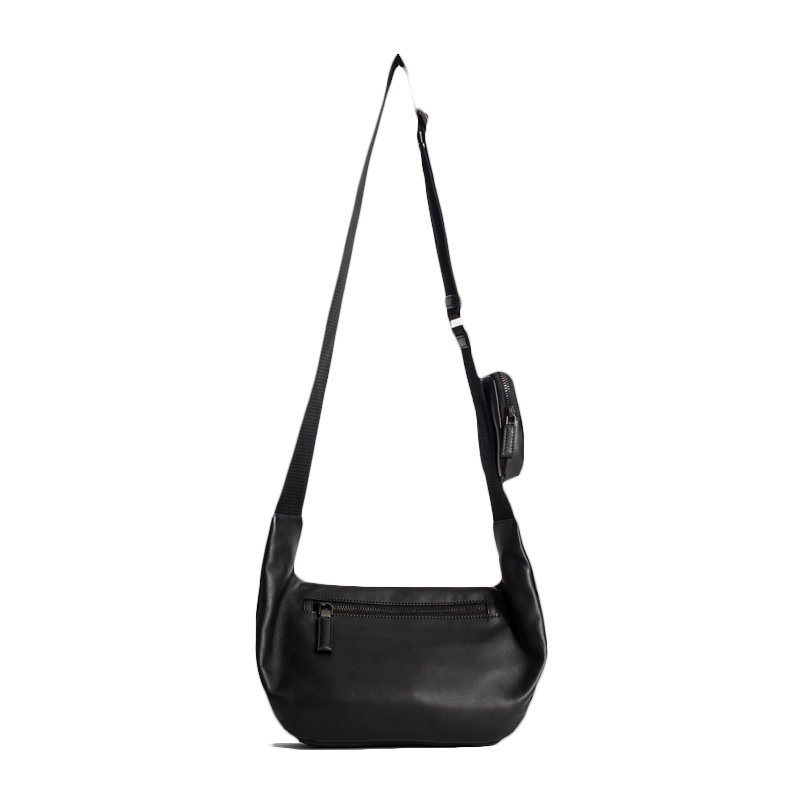 prada /普拉达男士黑色斜挎包 奢批海外男士包袋