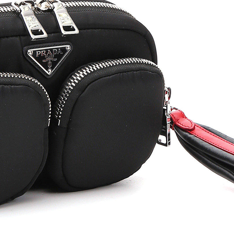 prada /普拉达女士黑色质感手拿包 奢批海外女士包袋