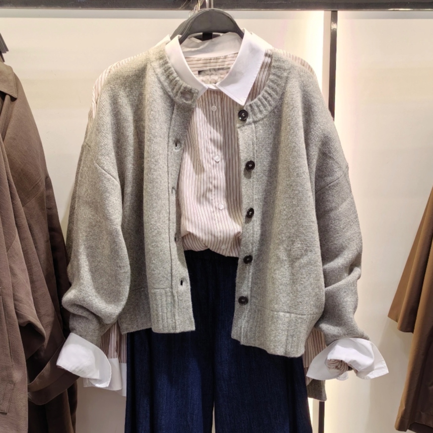 VM NY NB UR2025秋韩系简约百搭圆领针织开衫毛衣外套女2142145 z - 图1