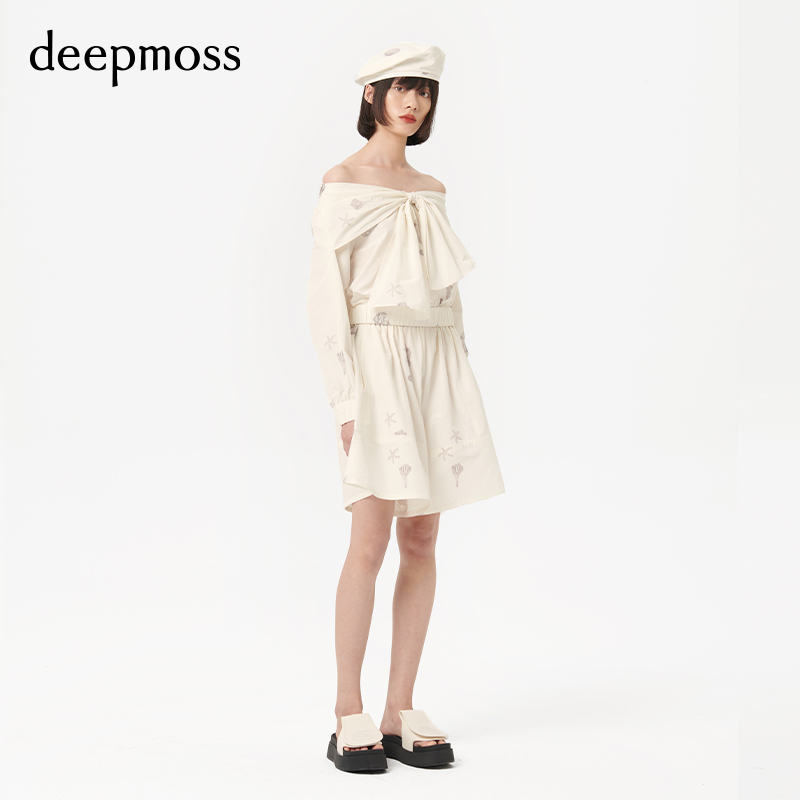 【S】deepmoss  春夏海洋印花一字领花结长袖上衣裙裤套装 - 图0