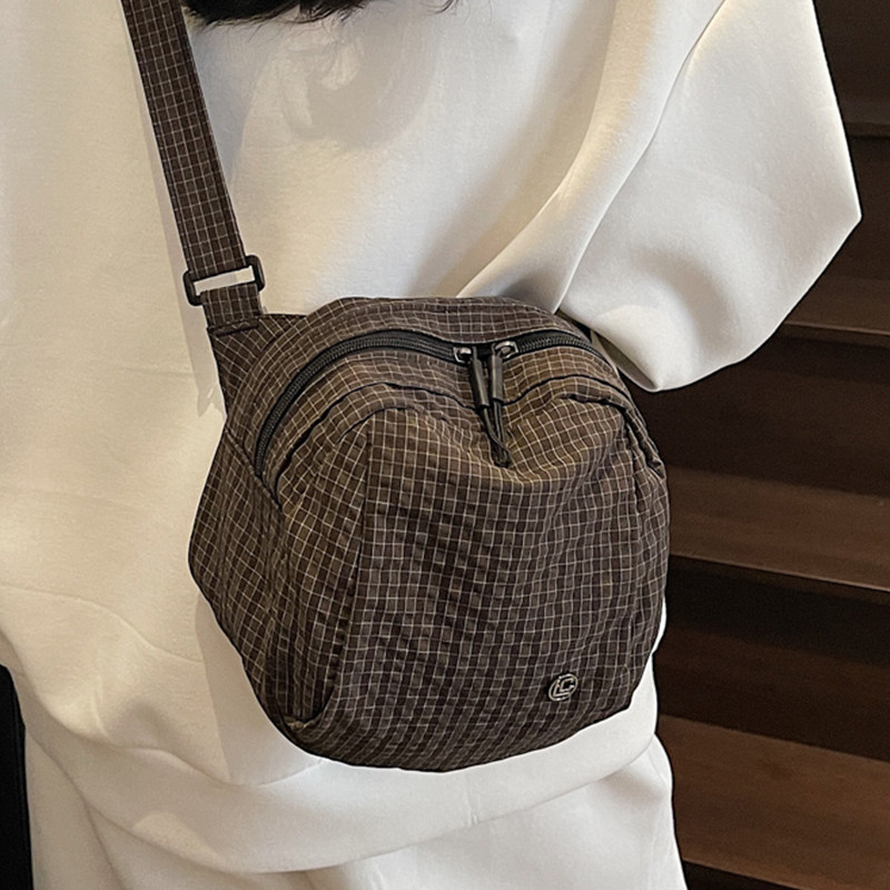 今年流行包包女2025新款韩版时尚百搭单肩斜挎包小众设计贝壳包女,淘宝优惠券,粉丝福利购,淘宝优惠卷