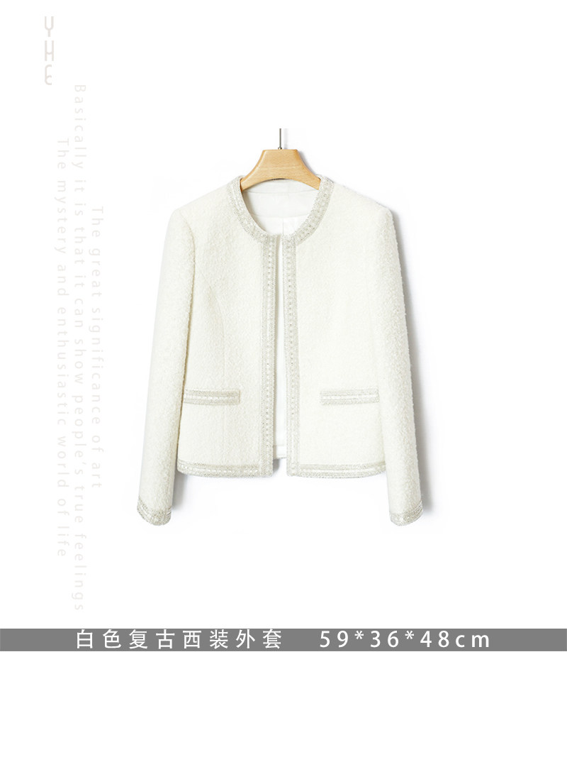 别墅样板房主卧室衣帽间衣柜梳妆台黑白主题基调软装饰品摆件组合,淘宝优惠券,粉丝福利购,淘宝优惠卷