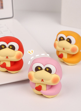 办公桌面生肖蛇年汽车中控台摆件树脂工艺品可爱卡通生日礼物