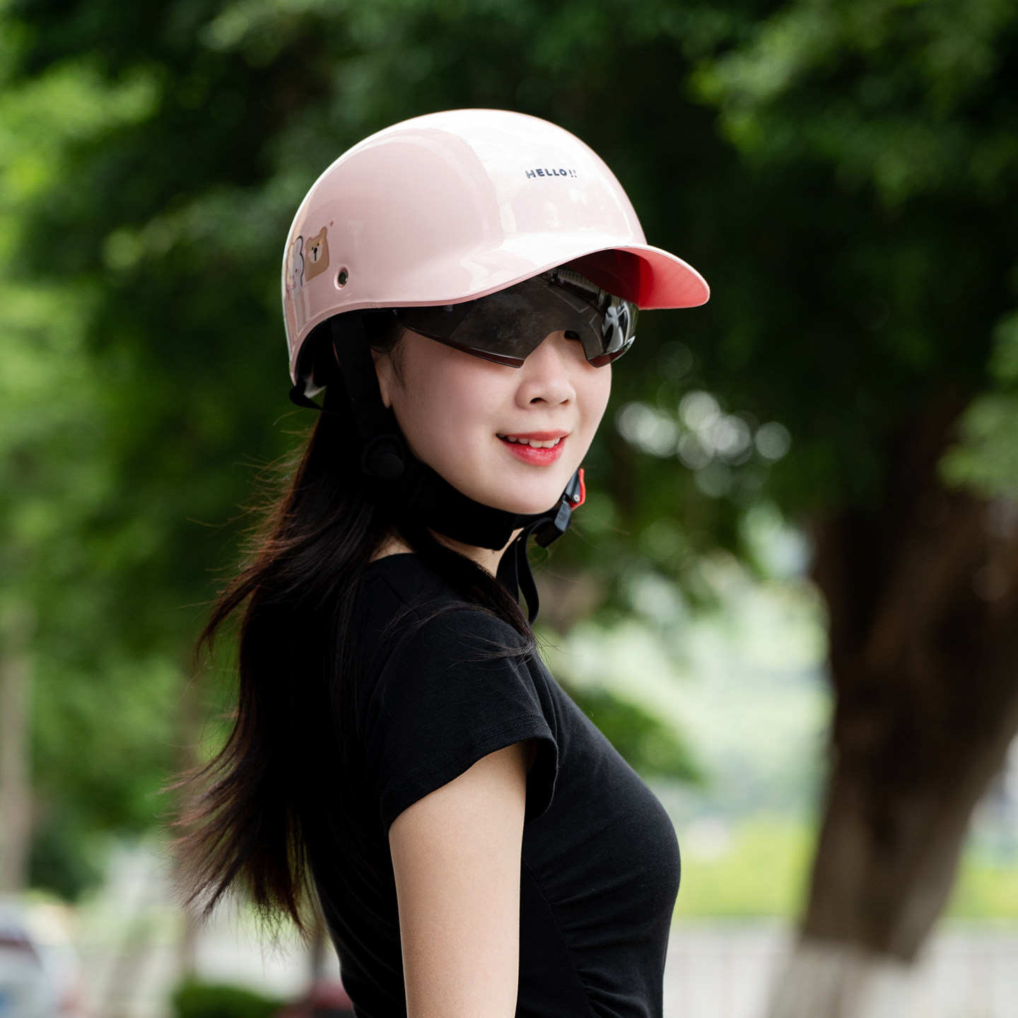 Sun protection peaked electric vehicle helmet