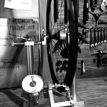 Row House) Off-site Bike Chronicke X Self-choreography group tuning ring handmade lap service