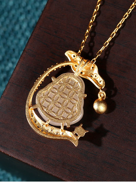 厂家销民族风高保色镀金镶嵌仿和田玉笑面佛佛公复古国潮男女项链