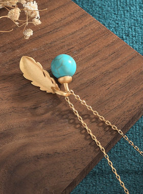 2025国潮新品宫廷风复古项饰古法金工艺镶嵌仿绿松石羽毛仙女项链