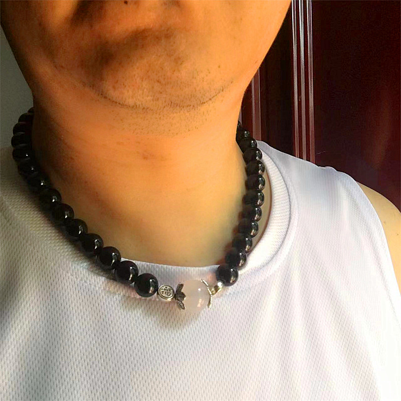 明星同款短款黑宝石项链天然玛瑙大圆珠锁骨链子帅酷大气小众潮男 - 图0