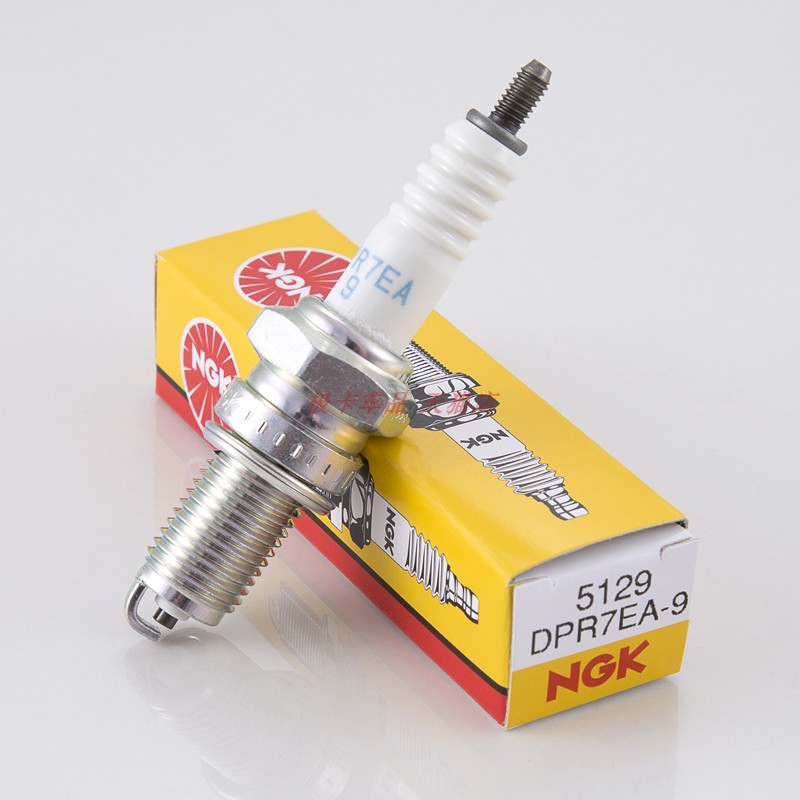 摩托车火花塞DPR7EA-9适用光阳赛艇300 CT250 300 CB750 DPR7EA-9 - 图1